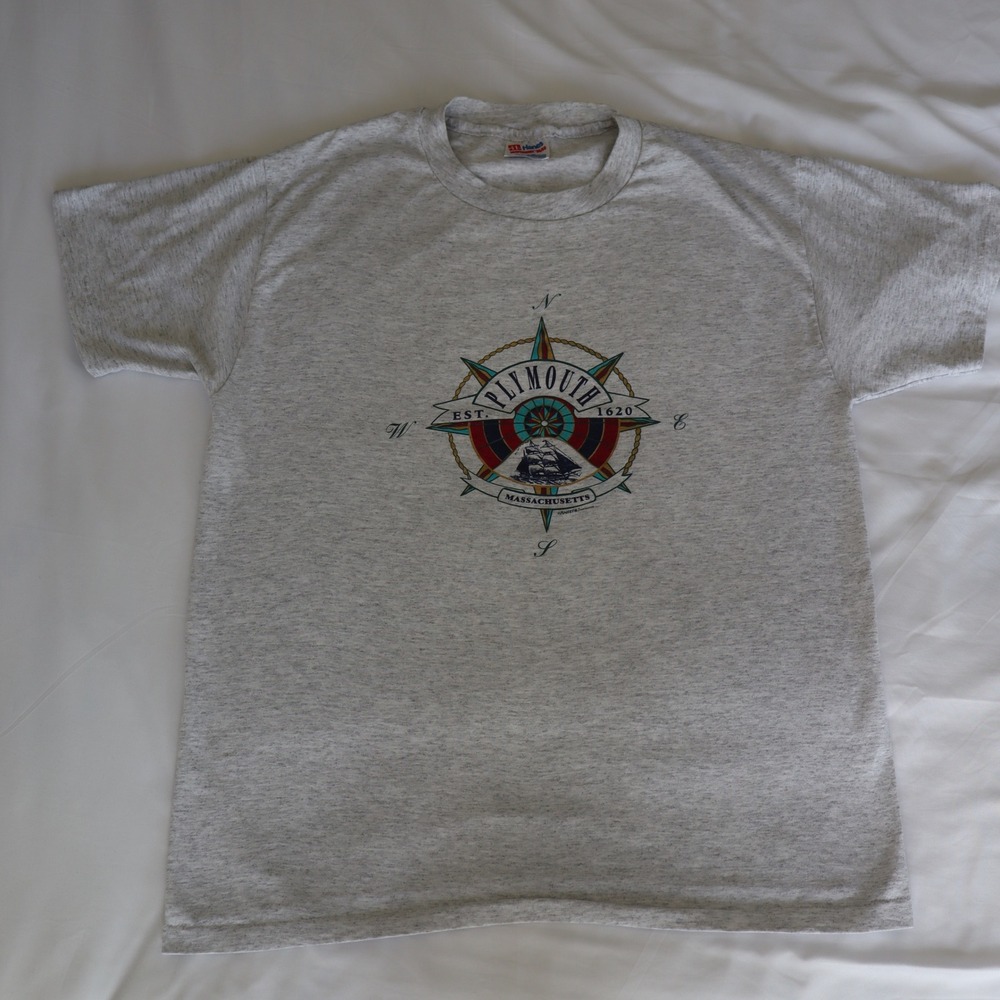 Vintage 90s Hanes Heavyweight Plymouth Massachusetts Gray T-Shirt Men's Large